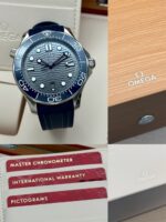 Omega Seamaster Diver 300M Co-Axial Master Chronometer Grey Dial 42 mm FULL SET 2022, automático. - Imagen 9