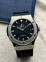 Hublot Classic Fusion Black Dial 45 mm 511.NX.1171.RX, automático.
