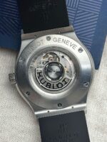 Hublot Classic Fusion Black Dial 45 mm 511.NX.1171.RX, automático. - Imagen 5