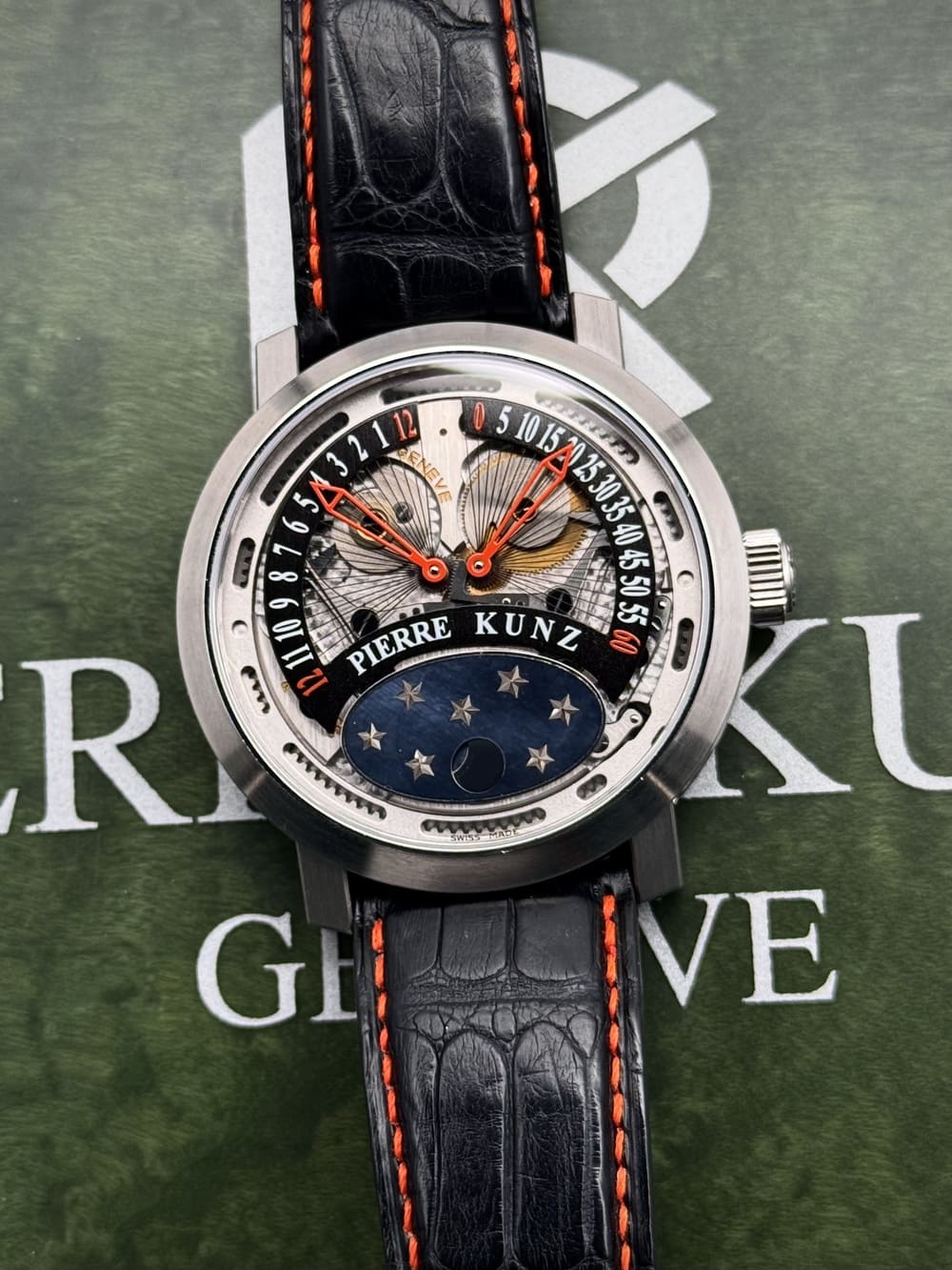 IMG_6633 RARO Pierre Kunz Spirit of Challenge Double Retrograde Tahiti Moonphase 40 mm PKA 014 HMRL FULL SET, automático. - Imagen 1