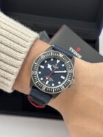 Tudor Pelagos FXD Alinghi Red Bull Racing Carbon 42 mm 2024 FULL SET, automático. - Imagen 2