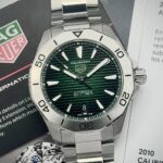 TAG Heuer Aquaracer Professional 200 Date Green Dial 40 mm 2026 FULL SET, automático.